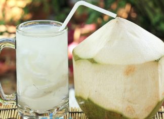 Công Dụng Ít Biết Của Nước Dừa Công Dụng Ít Biết Của Nước Dừa